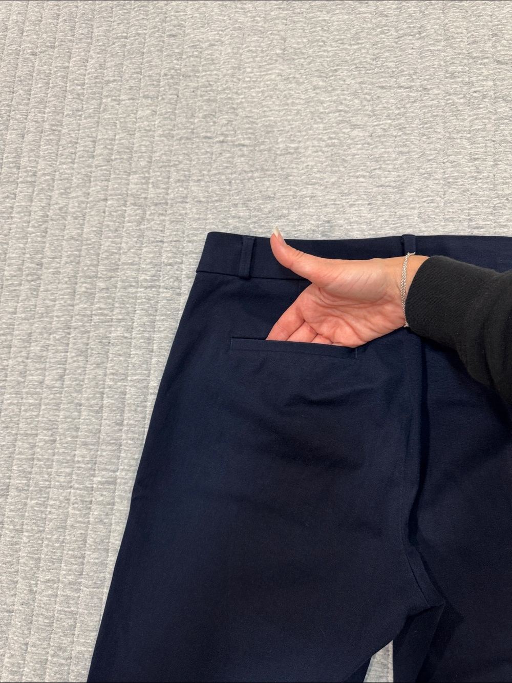 Banana Republic Sloan Ankle length trousers Sz 6L in Preppy Navy - Picture 7 of 7